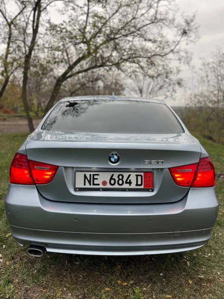 BMW 3 серія 2011 - 14