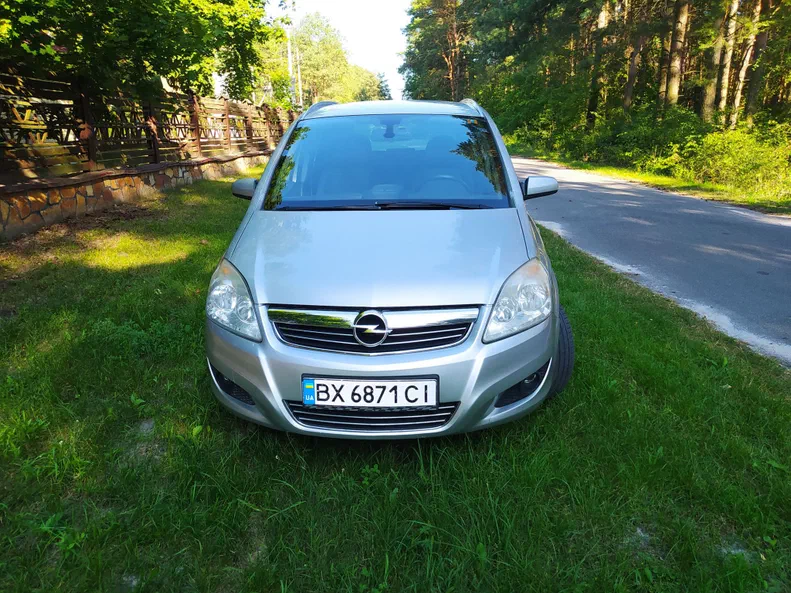 Opel Zafira 2008 - 14