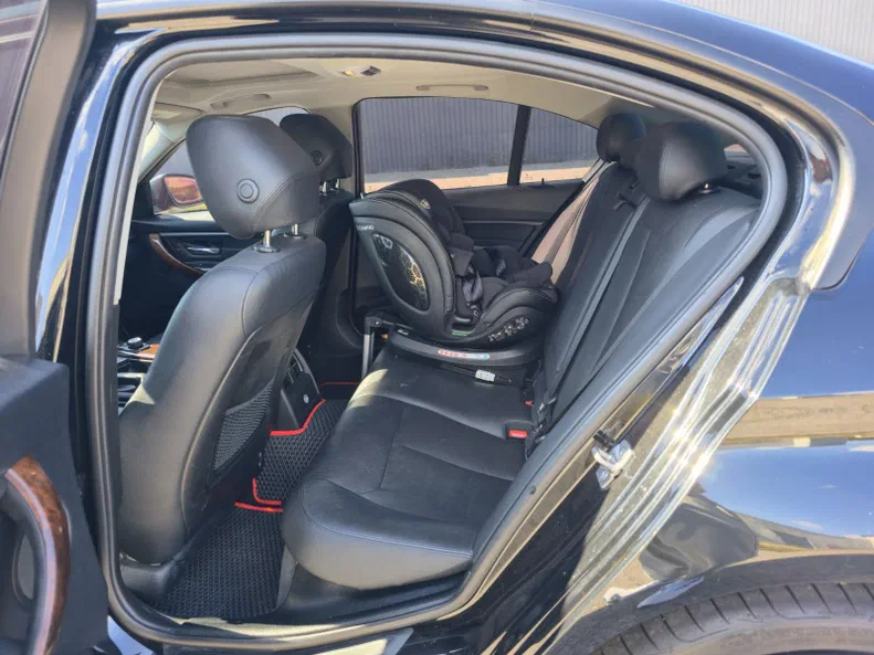 BMW 3 серія 2014 - 17