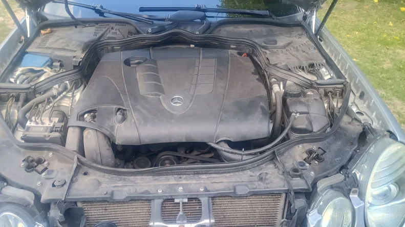 Mercedes-Benz E-Клас 2006 - 13