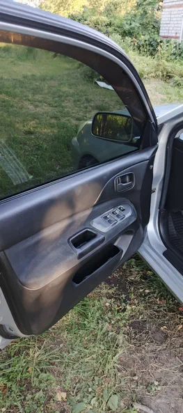 Mitsubishi Lancer 2006 - 10