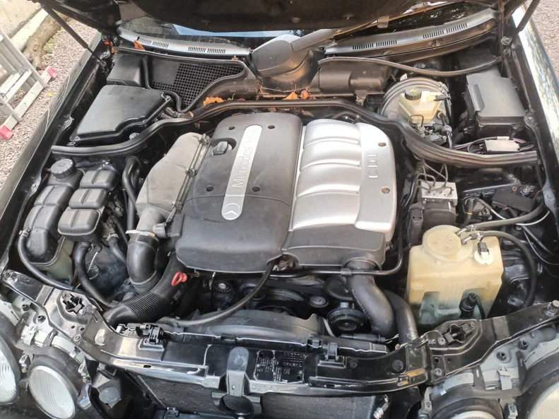 Mercedes-Benz E-Класс 2001