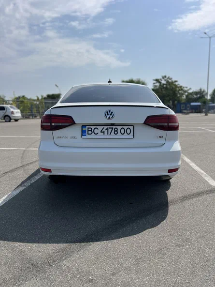 Volkswagen Jetta 2015