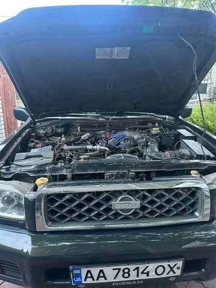 Nissan Pathfinder 1990