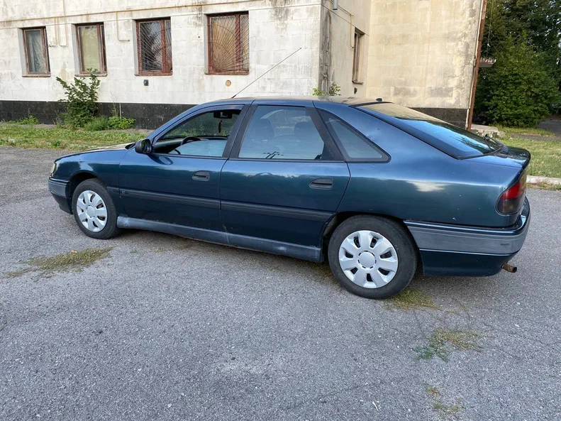 Renault Safrane 1994