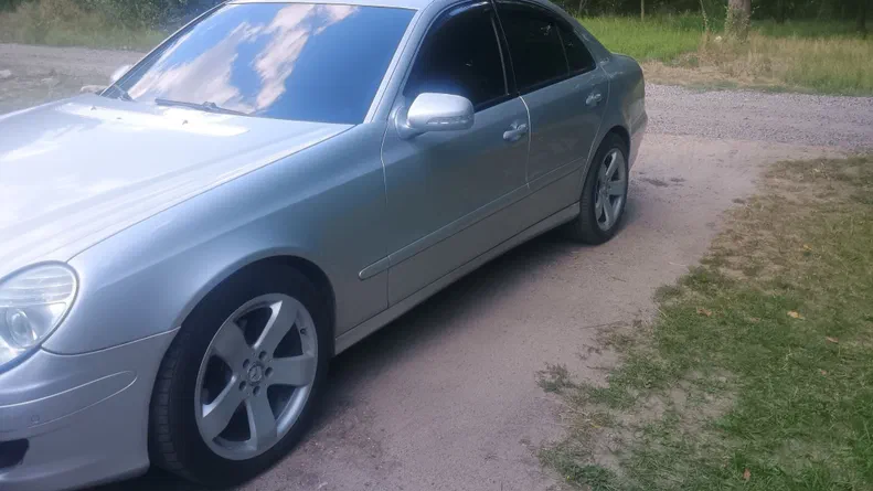 Mercedes-Benz E-Клас 2006 - 20