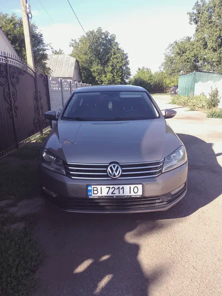 Volkswagen Passat 2011