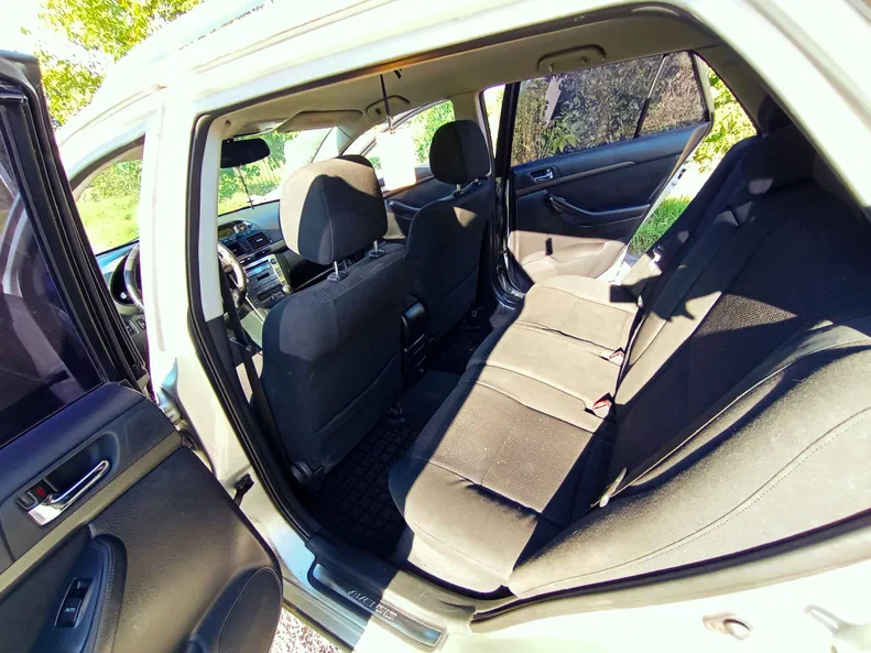 Toyota Avensis 2003 - 19