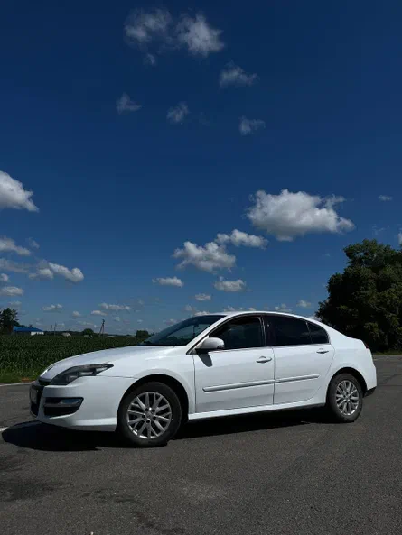 Renault Laguna 2013