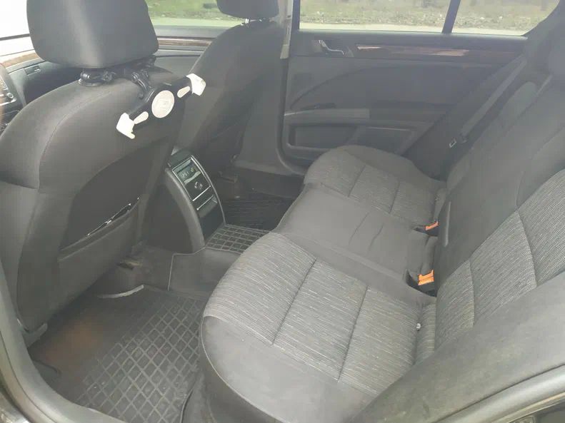 Skoda Superb 2013 - 9