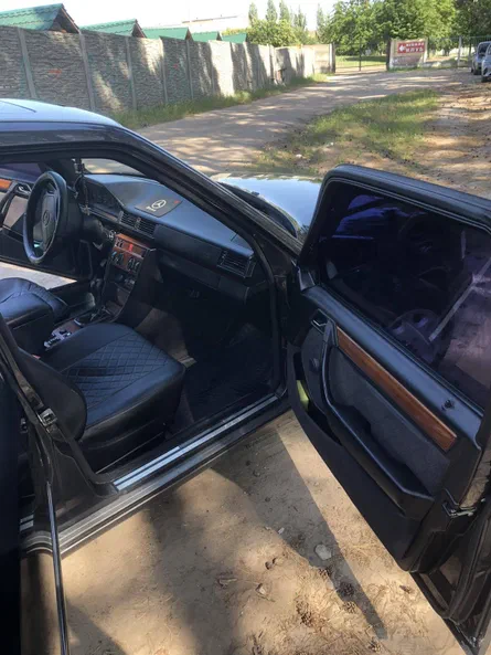 Mercedes-Benz E-Клас 1995 - 9