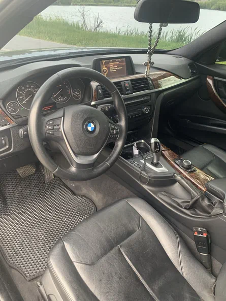 BMW 3 серии 2012