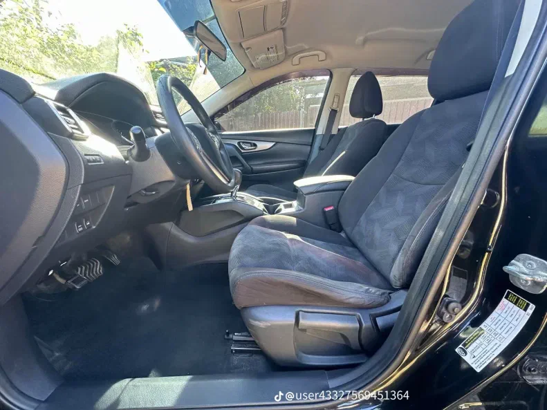 Nissan Rogue 2015 - 10