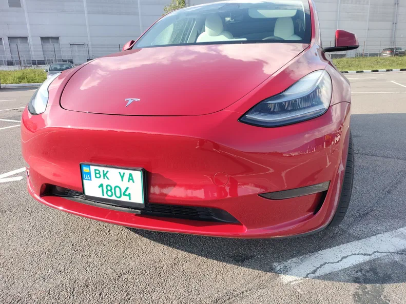 Tesla Model Y 2023