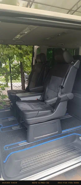 Volkswagen Multivan 2011 - 10