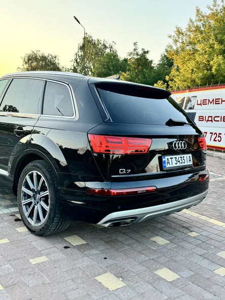 Audi Q7 2016 - 10