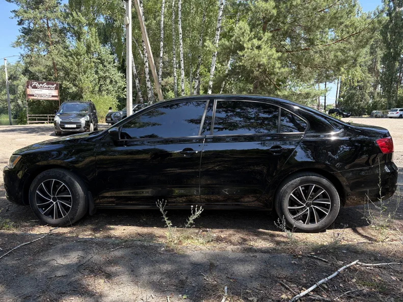 Volkswagen Jetta 2012 - 11