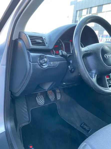 Audi A4 2003 - 28