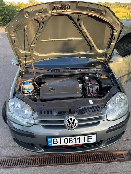 Volkswagen Golf 2003 - 9