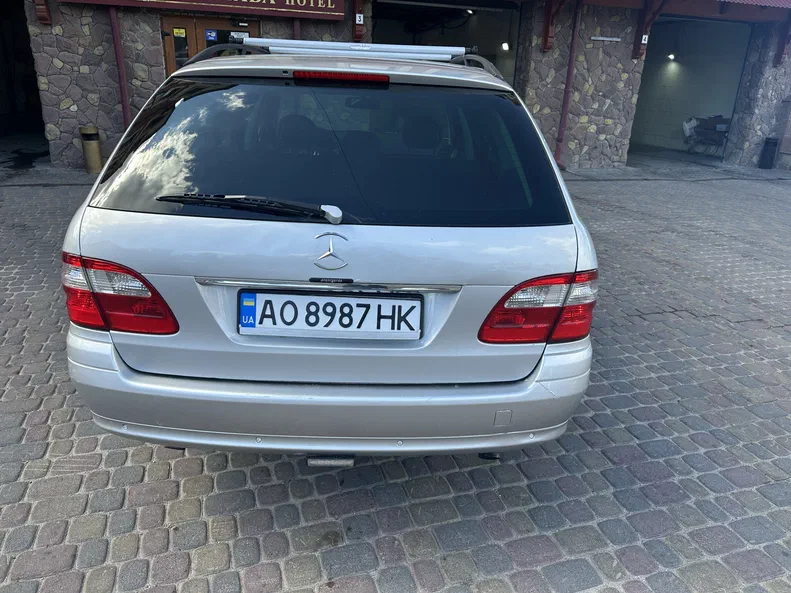 Mercedes-Benz E-Класс 2003