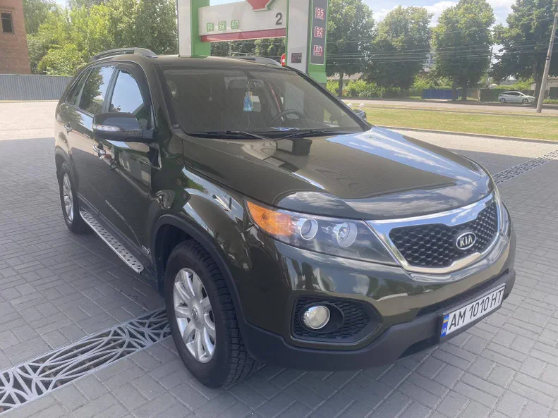 Kia Sorento 2010 - 13