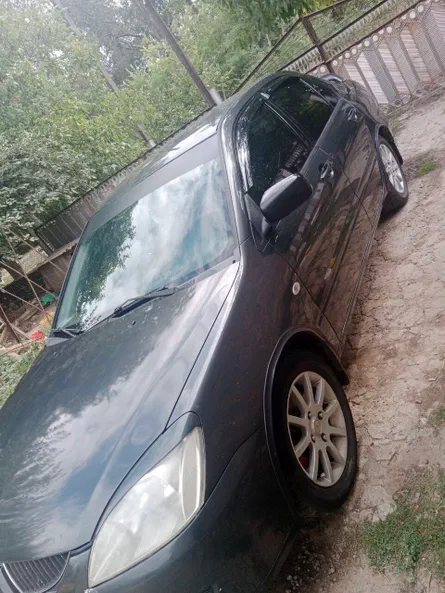 Mitsubishi Lancer 2004