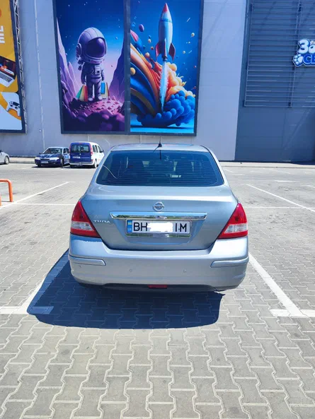 Nissan Tiida 2008 - 8