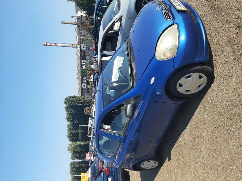Toyota Yaris 2001
