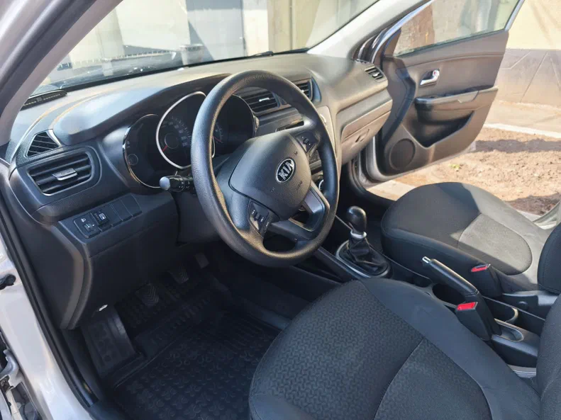 Kia Rio 2013 - 11
