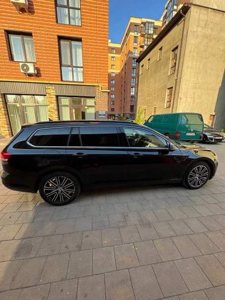 Volkswagen Passat 2015 - 11