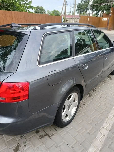 Audi A4 2005 - 6