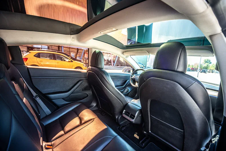 Tesla Model 3 2018 - 16