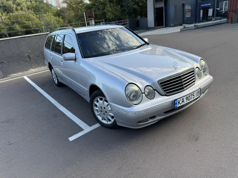 Mercedes-Benz E-Класс 2002