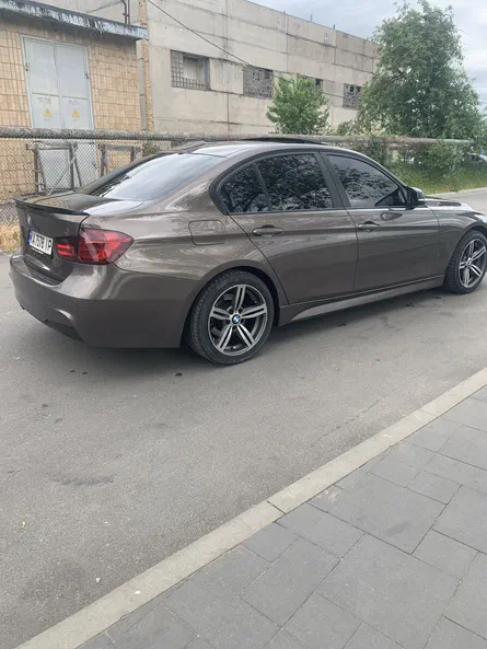 BMW 3 серія 2012 - 7