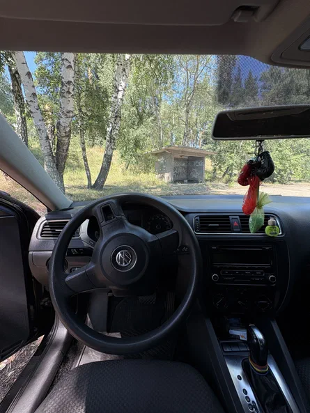 Volkswagen Jetta 2012 - 15