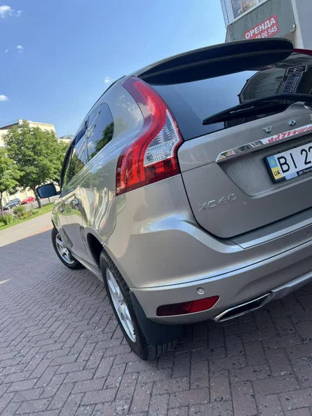 Volvo XC60 2015 - 14