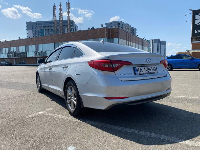 Hyundai Sonata 2015 - 6