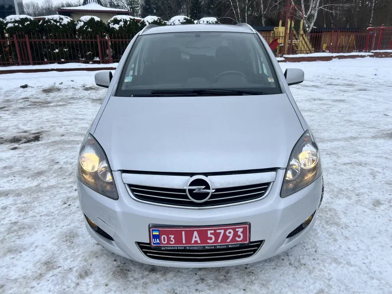 Opel Zafira 2012 - 7