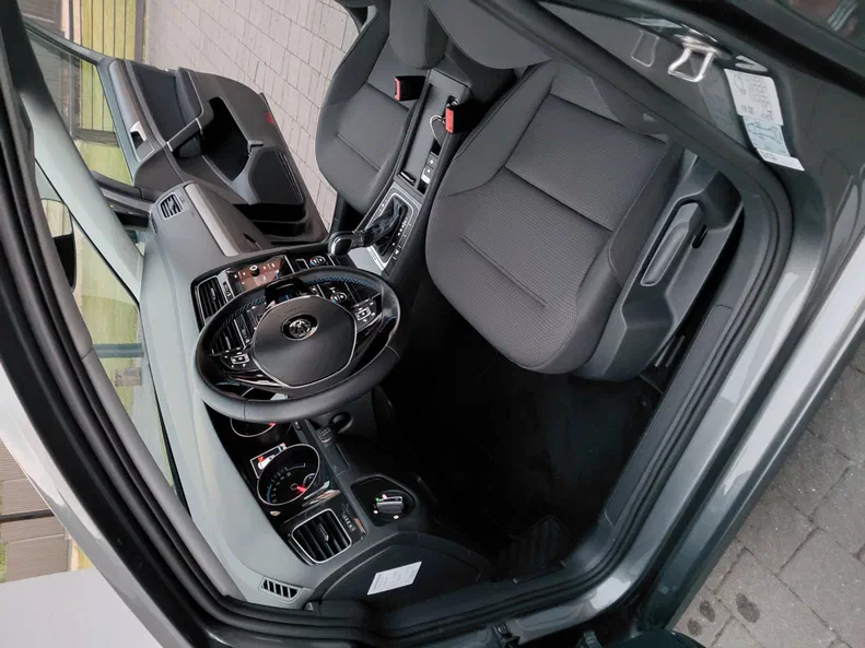 Volkswagen Golf 2019 - 12