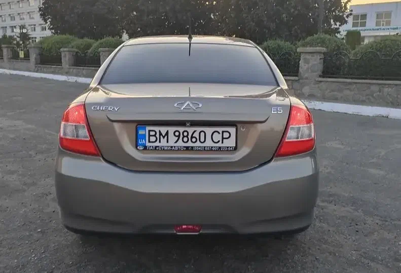 Chery E5 2014 - 8