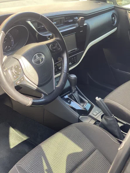 Toyota Auris 2015 - 8