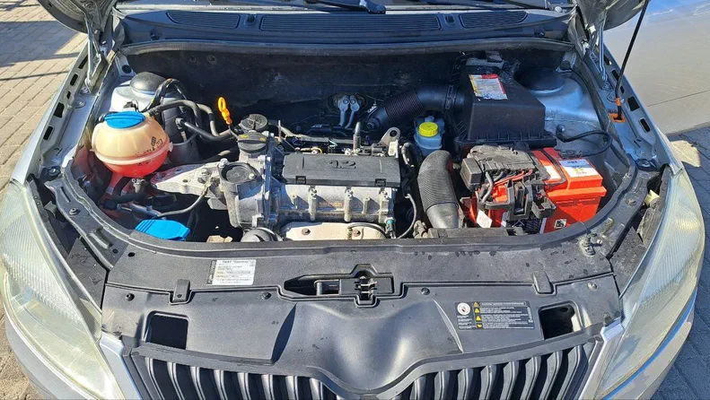 Skoda Fabia 2012 - 10