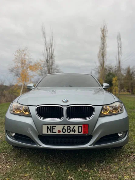 BMW 3 серія 2011 - 6