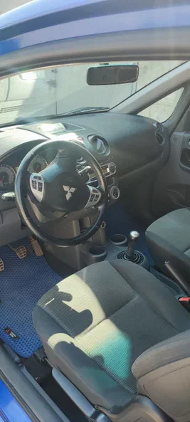 Mitsubishi Colt 2009 - 5
