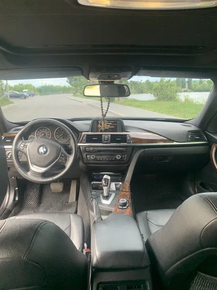 BMW 3 серии 2012