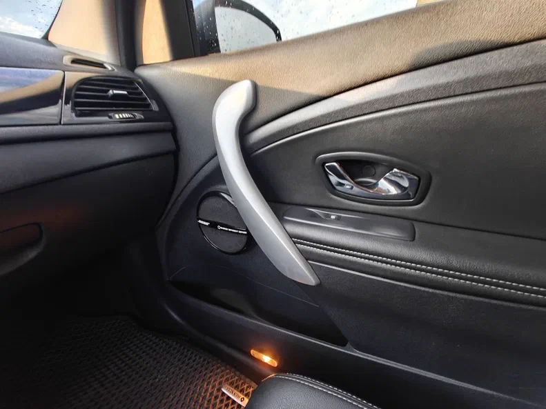 Renault Megane 2012 - 10