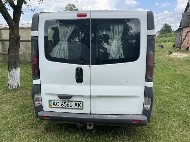 Opel Vivaro 2003