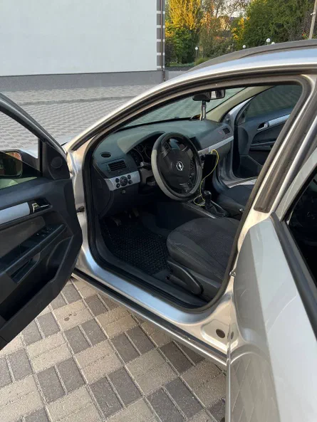 Opel Astra 2006 - 13