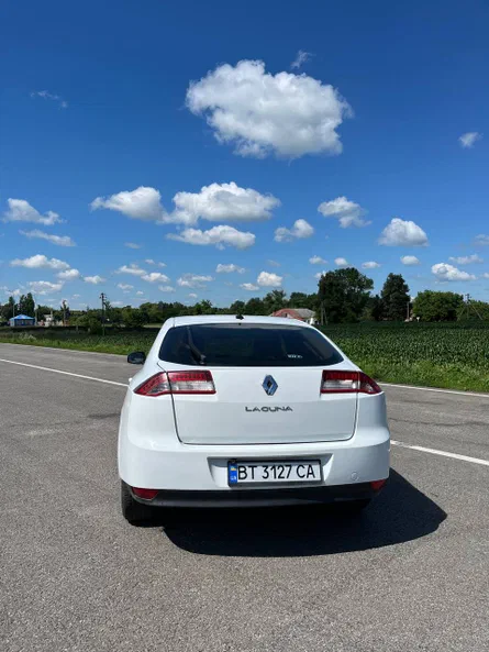 Renault Laguna 2013 - 8