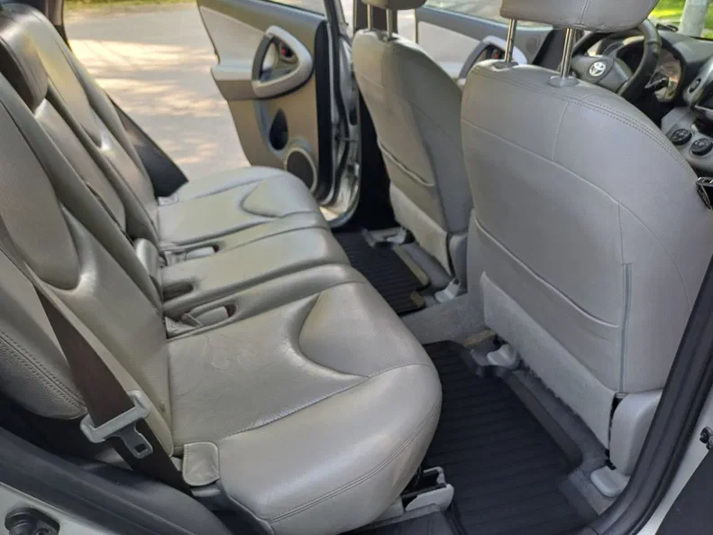 Toyota RAV4 2007 - 7
